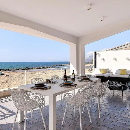 3 Bedroom Gorgeous In *