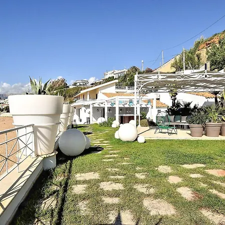 3 Bedroom Gorgeous In Trappeto Trappeto (Sicily)