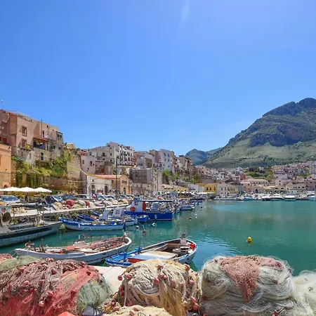 Holiday home 3 Bedroom Gorgeous In Trappeto Trappeto (Sicily)